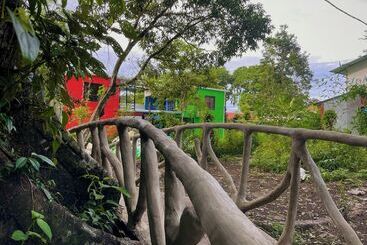 هتل Carey Lodging