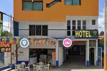 Hotel Eucaliptos De Mauro