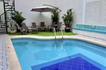 پانسیون The View Hostel & Lounge