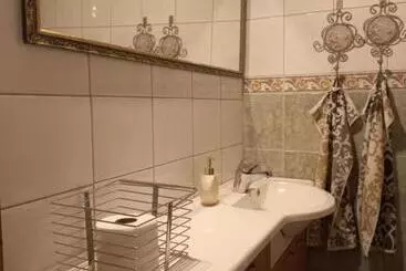 ベッドアンドブレックファースト Punaisen Pihatorpan Kammarit