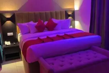 هتل No 95 Suites Vi