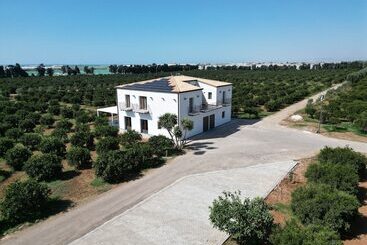 Tenuta Macconi Country Rooms