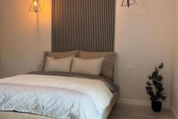 호텔 Tinutul Luanei Village