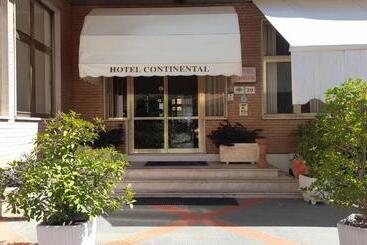 فندق Continental