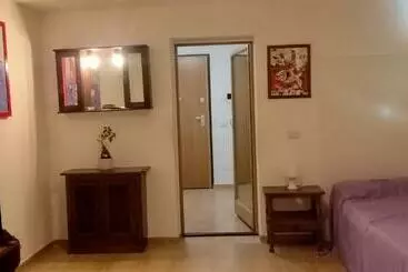 هتل کپسول Eurooms 1 B&b