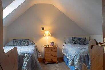 민박 Lis Ardagh Lodge