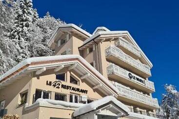 Hotel Hôtel Le White   Le 42 Restaurant