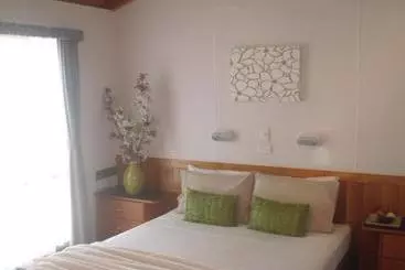 Hotel Metung Holiday Villas