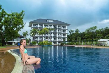 Hotel Sea Nature Rayong Resort &