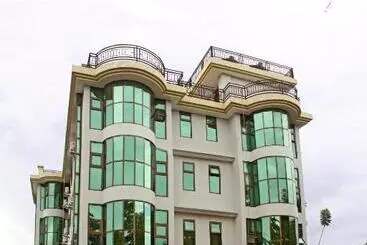 Hotel Grace Land