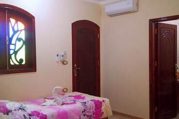 Pyramids Luxor Hotel & Spa