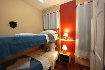 Hostel Residência Dago Suíte 05 Conjugada 4 Pessoas