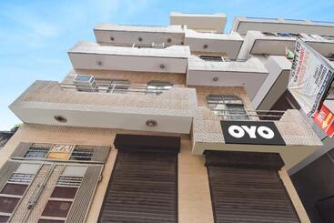 Hotel Oyo Flagship Royal Inn