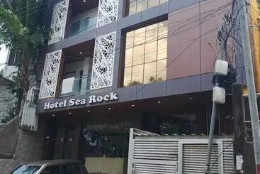 هتل Sea Rock