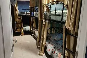 Khaosan Pearl Hostel