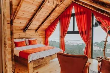 Hotel Mavera Suit Bungalow