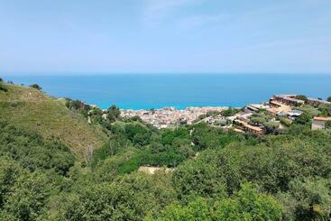 Pensjonat Vista Mare Rooms