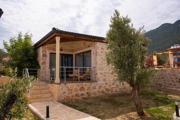 Terra Rossa Stone Houses Otel & Restaurant  Kaş