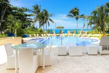 هتل آپارتمان Acqua Residences