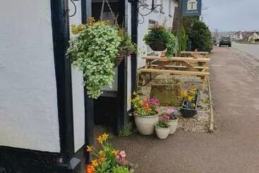 Retkeilymaja The Old Thatch Inn