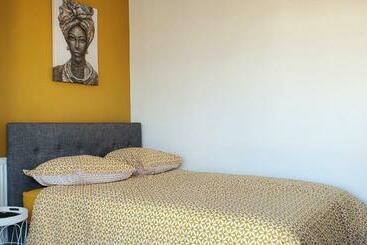 مبيت وإفطار Charming Room With Shared Space Close To Paris   Chambres Confort Avec Espaces Partagés Proche De Pa