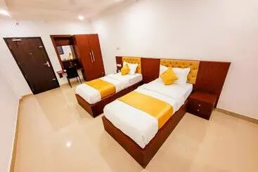 ホテル Thejaswini Residency Cheruvathur