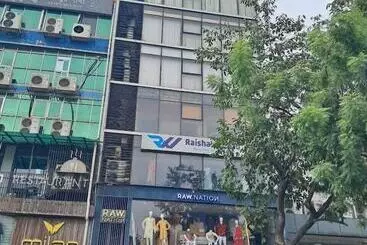 هتل Prime Inn Mirpur 10