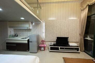 민박 Chiuan Jia Hot Spring House