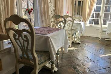 تختخواب و صبحانه Frederick William House