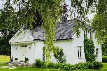 Engø Gård Hotel & Restaurant