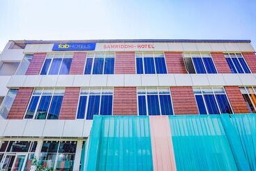 Fabhotel Siddhi