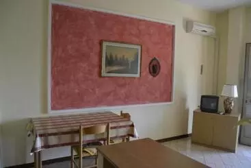 Appartamento Con Piscina E Tennis