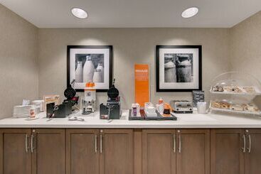 Отель Hampton Inn & Suites North Houston Spring