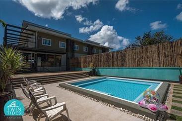 호텔 Twin Tides Panglao