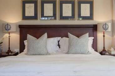 ペンション Chartwell Castle