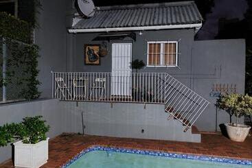 Tamarisk Bed & Breakfast