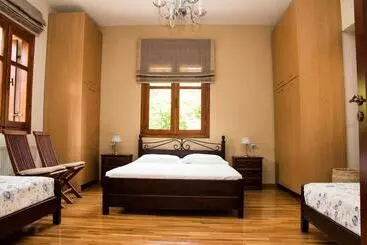 Apartaments turístics Villa Vlatos