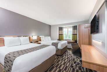 Microtel Inn & Suites By Wyndham New Martinsville