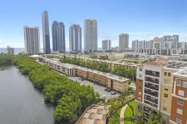 آپارتمان‌های توریست‌ها Sunny Isles Apartments By Miarentals