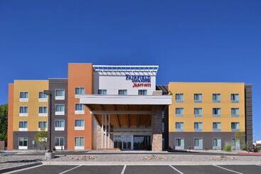 فندق Fairfield Inn & Suites Farmington