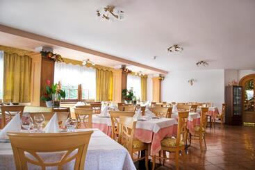 فندق Villa Fosine