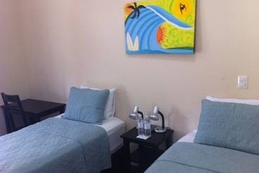 Machele  S Place Beachside Hotel & Pool