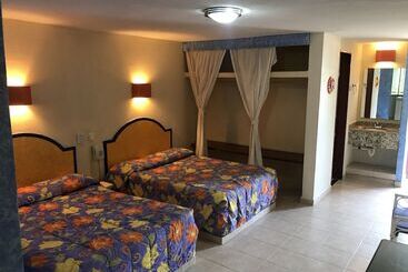 Delfines Acapulco By Ng Hoteles