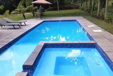 호텔 Posada La Querencia