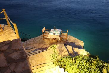 Hotel Villa Mahal   Adults Only