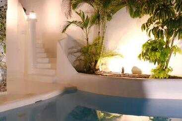 Katis Villas Boutique In Bahiazul