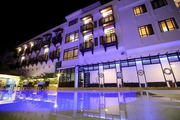 هتل آپارتمان Melissa Moment Apart