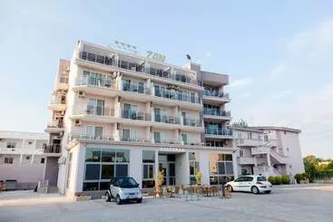 هتل آپارتمان Zan