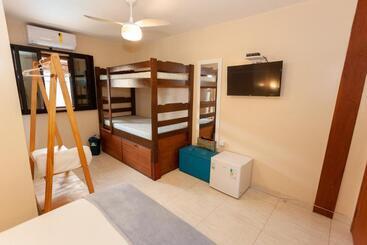 هاستل Ubatuba Ecologic Pousada