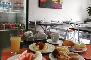 Hotel Jardim Do Cedro